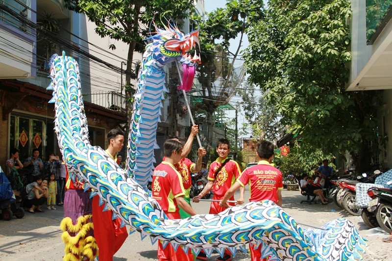 Người Sài Gòn múa lân, rồng cầu tài lộc đầu năm mới - ảnh 13